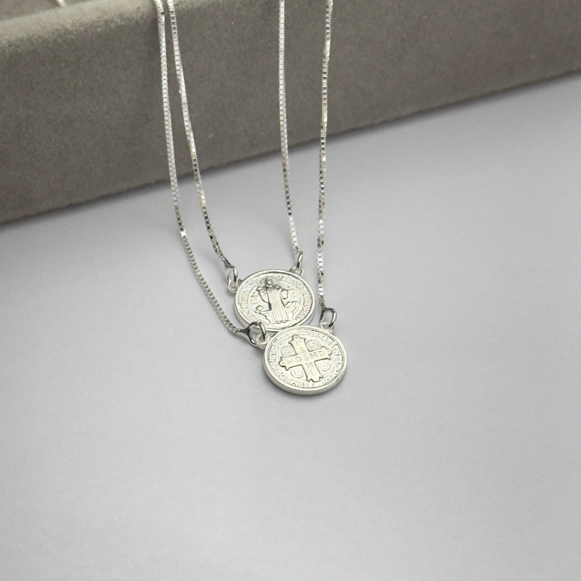 Escapulário São Bento