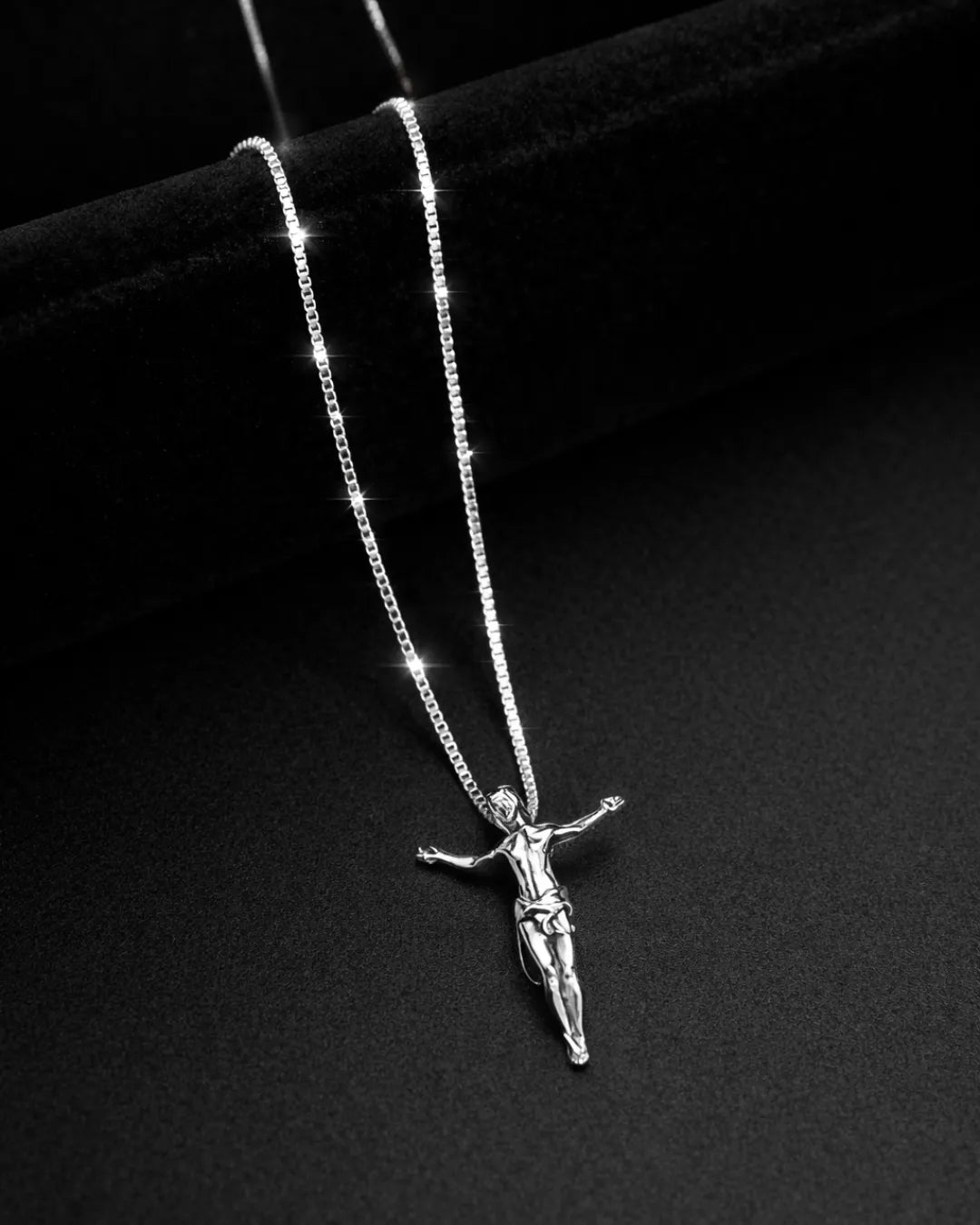 Conjunto Salvatore + Colar Nox