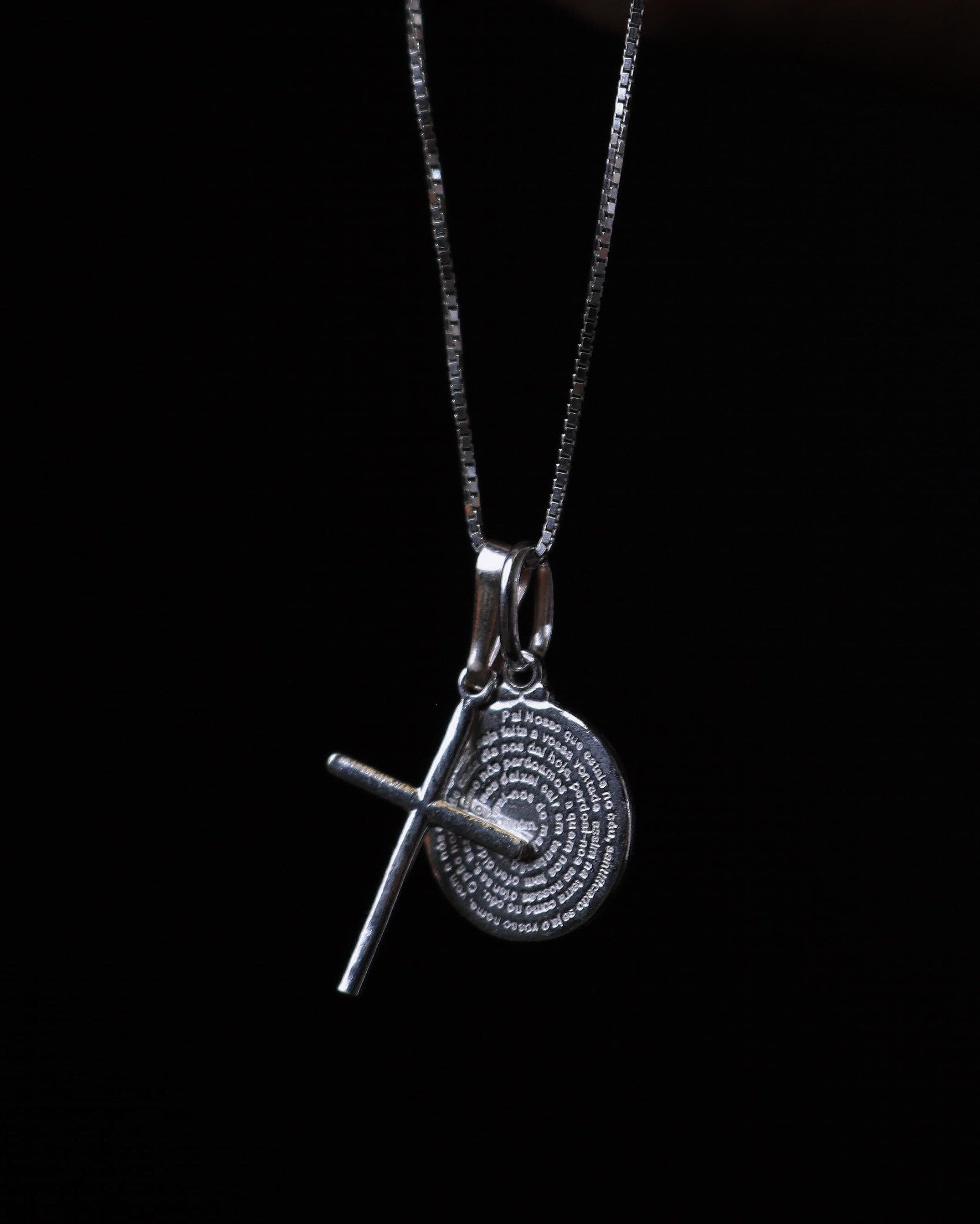 Colar Pater Noster em Prata 925 – Medalha Pai Nosso e Crucifixo